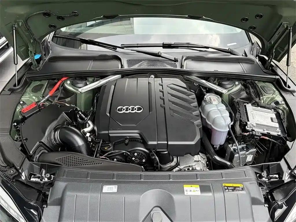 2023 Audi A5 Sportback 40 TFSI (Imported) - Fashionable and Dynamic Model — миниатюра 8