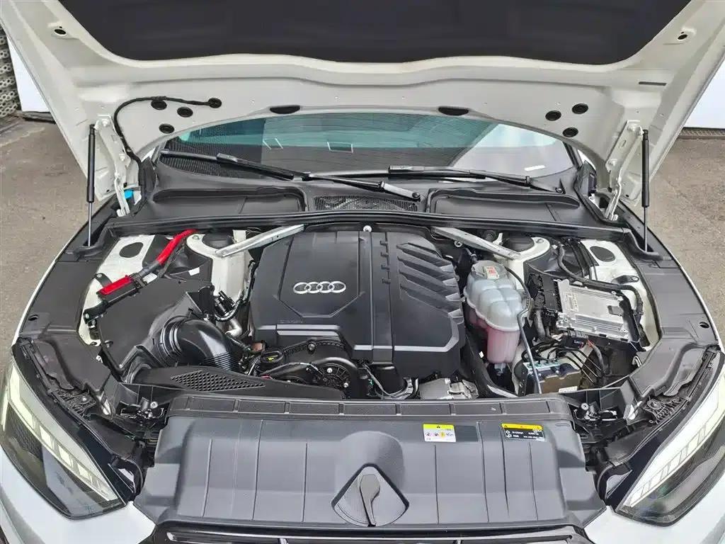 2021 Audi A5 Sportback 40 TFSI (Imported) - Fashionable and Dynamic Model — миниатюра 15