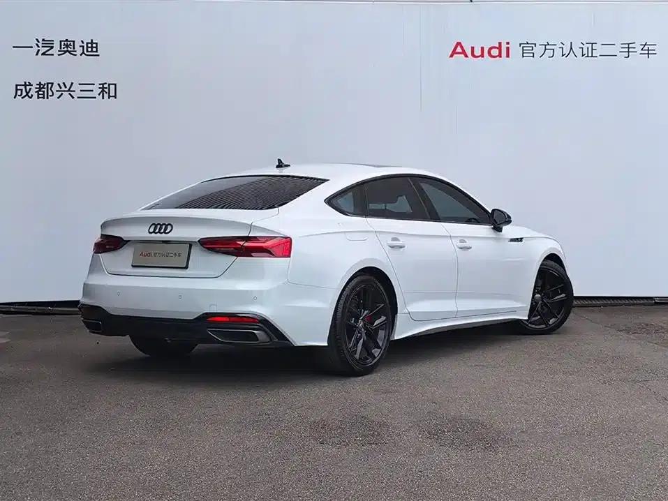 2021 Audi A5 Sportback 40 TFSI (Imported) - Fashionable and Dynamic Model — миниатюра 4