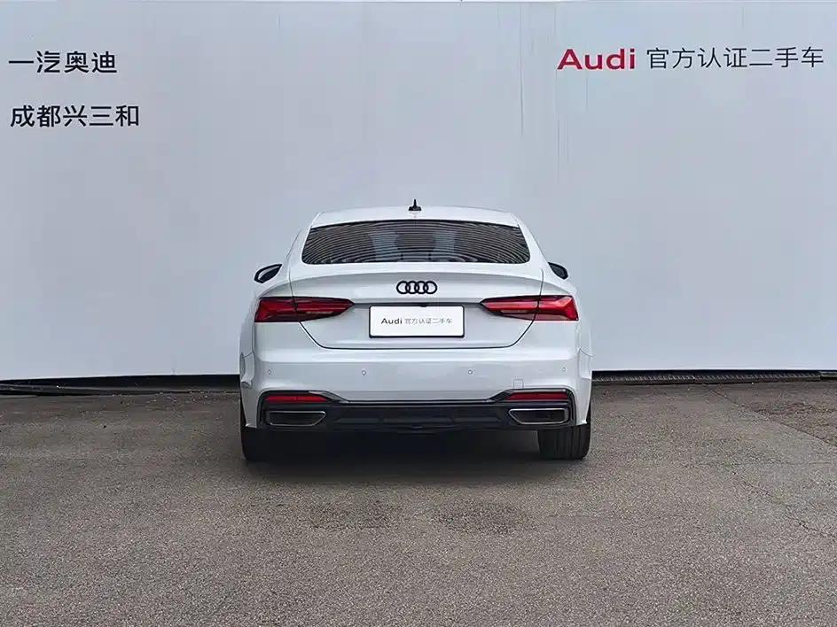 2021 Audi A5 Sportback 40 TFSI (Imported) - Fashionable and Dynamic Model — миниатюра 5