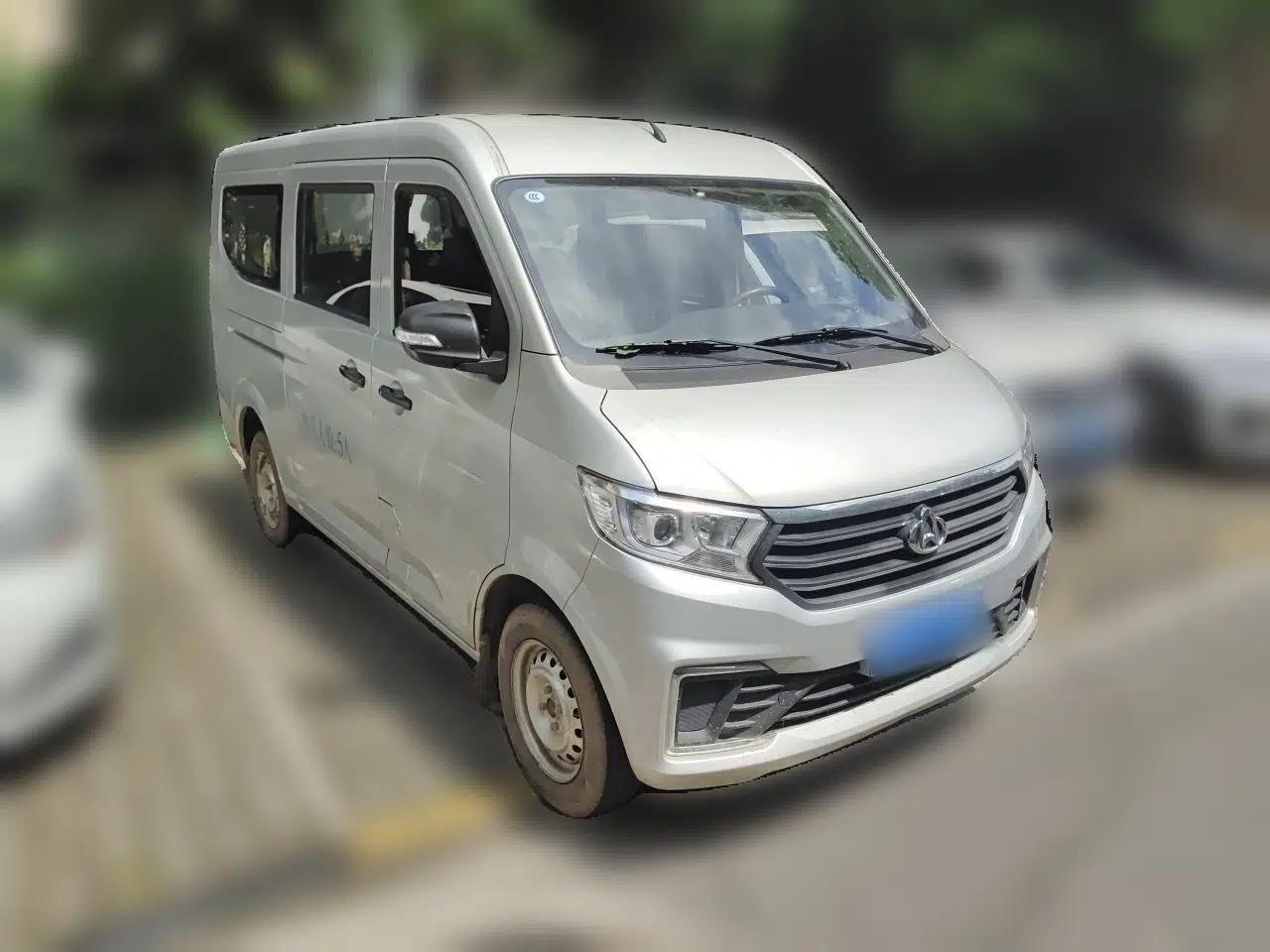CHANGAN KUAYUE Xing V3 2023 1.3L Gasoline Standard Model 5-Seater Passenger Vehicle — миниатюра 3