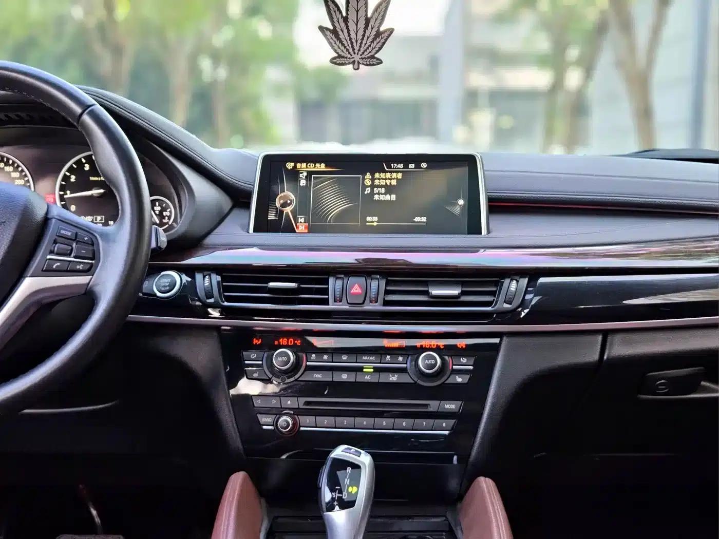 BMW X6 2015 xDrive28i — миниатюра 11