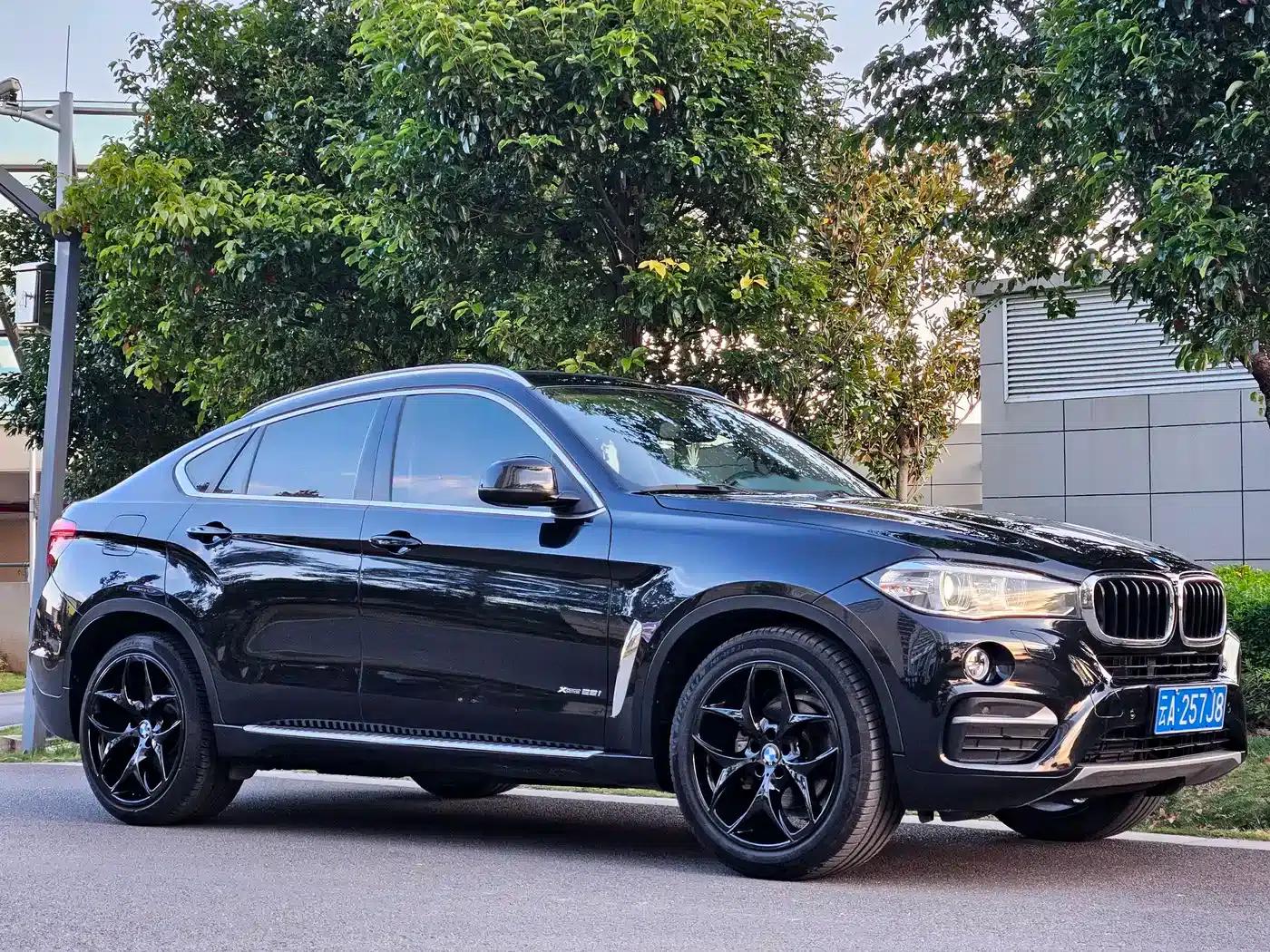 BMW X6 2015 xDrive28i — миниатюра 3