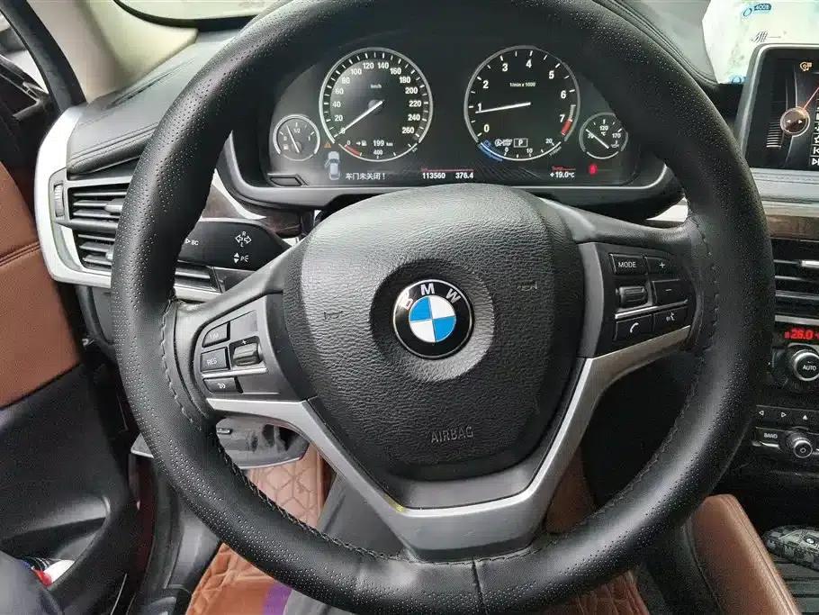 BMW X6 2015 xDrive28i — миниатюра 15