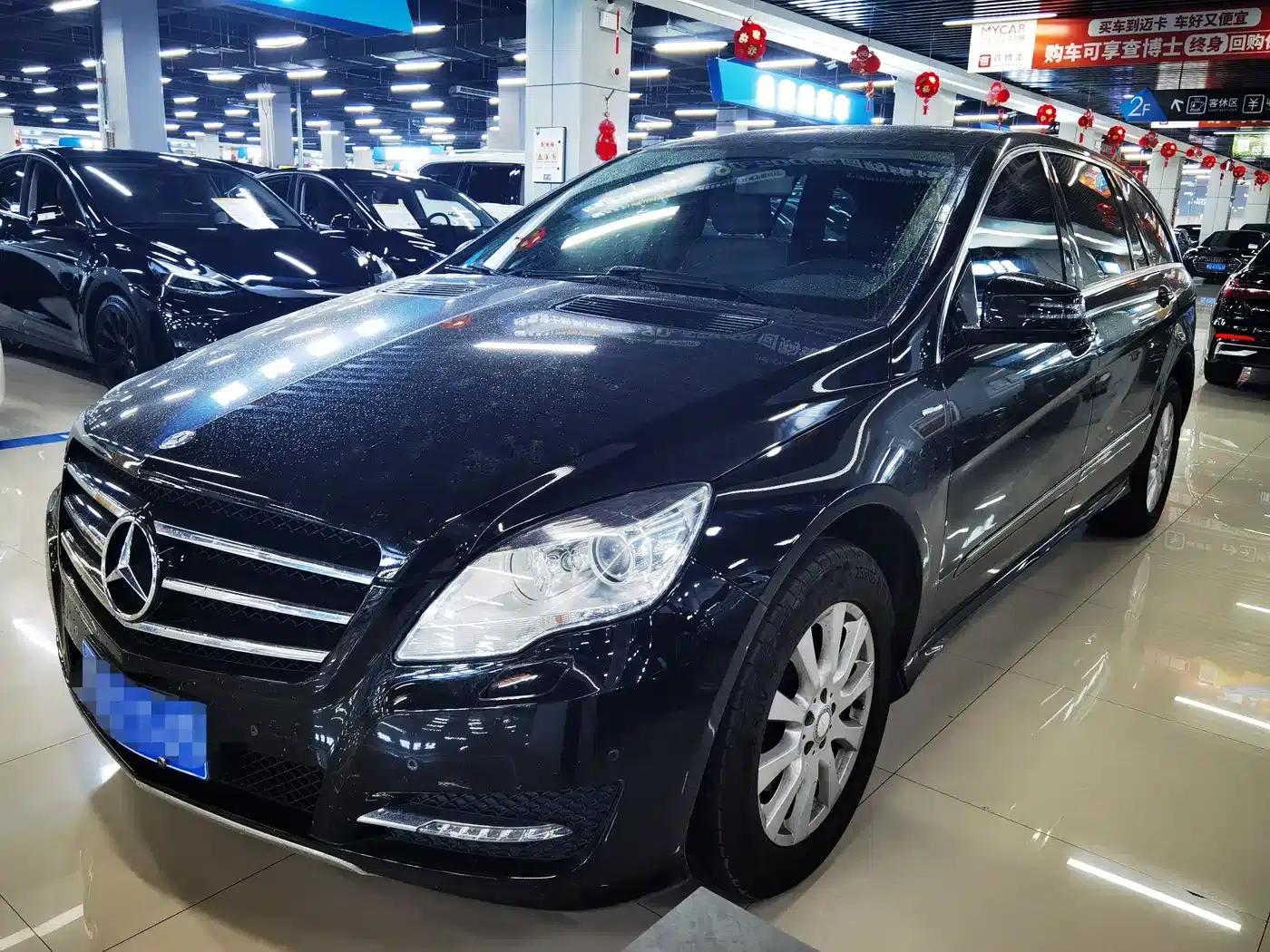 2017 Mercedes-Benz R-Class R 320 4MATIC Business Edition — миниатюра 1