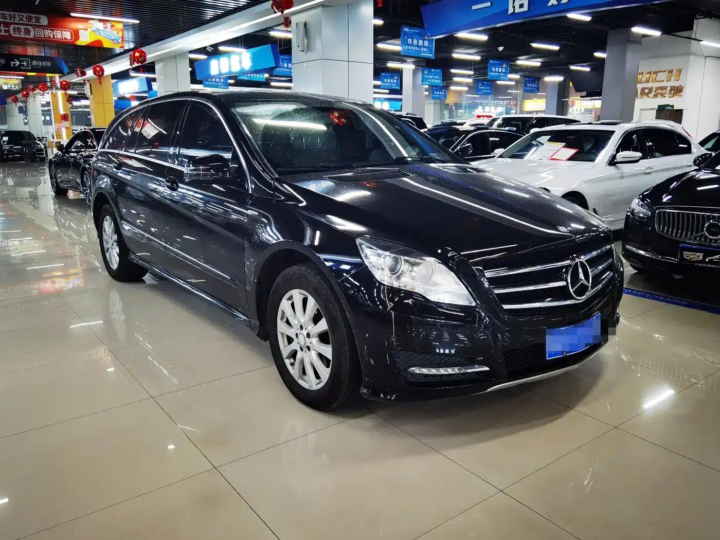 2017 Mercedes-Benz R-Class R 320 4MATIC Business Edition — миниатюра 3