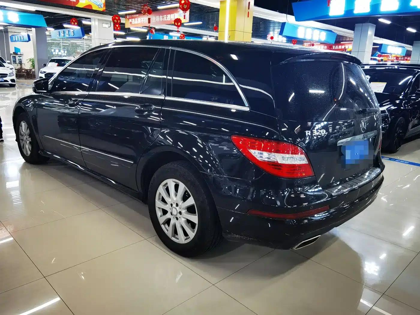 2017 Mercedes-Benz R-Class R 320 4MATIC Business Edition — миниатюра 8