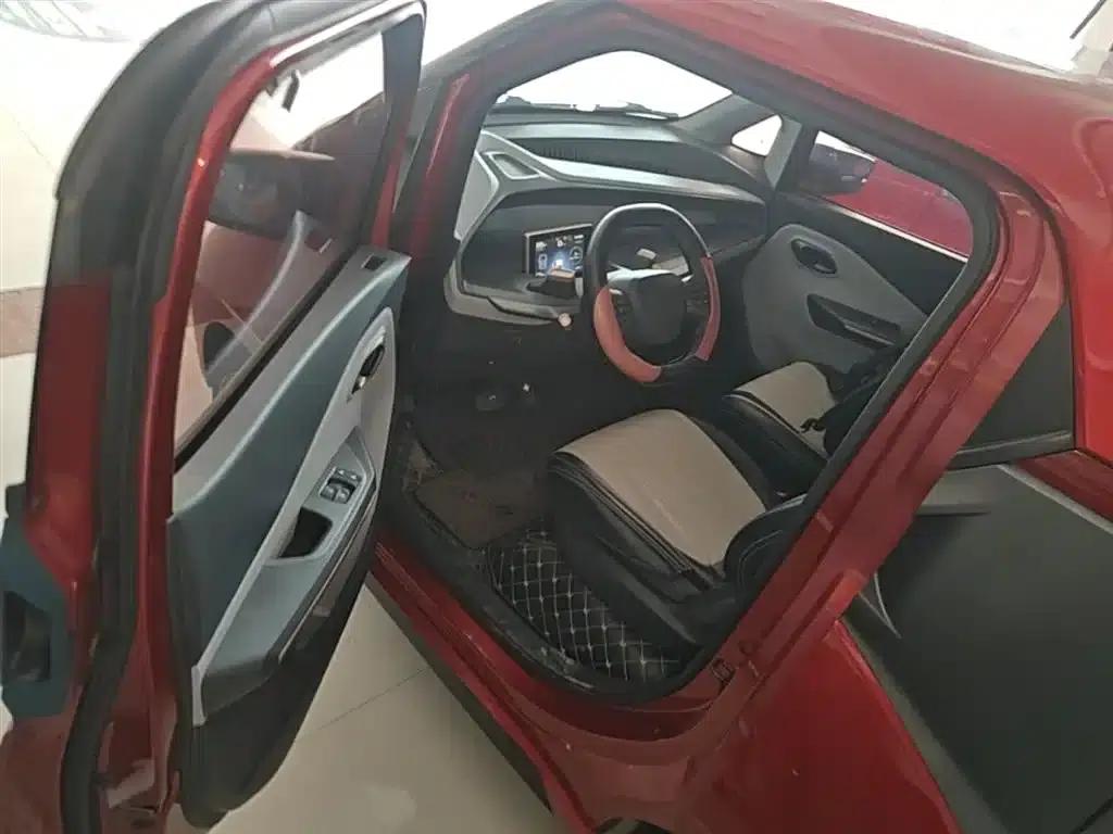Baojun E200 2018 Smart Edition — миниатюра 16