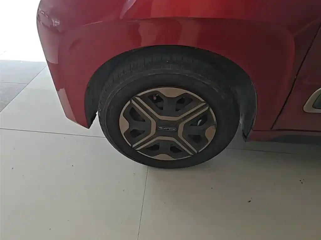 Baojun E200 2018 Smart Edition — миниатюра 23