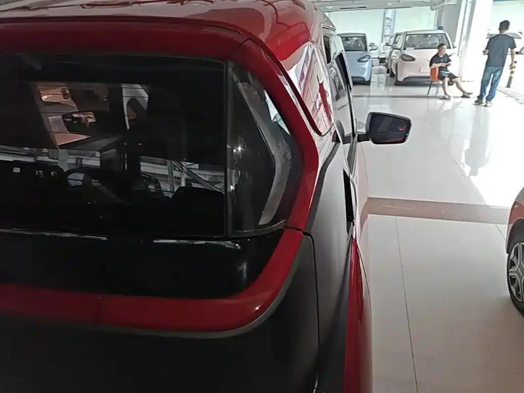 Baojun E200 2018 Smart Edition — миниатюра 8