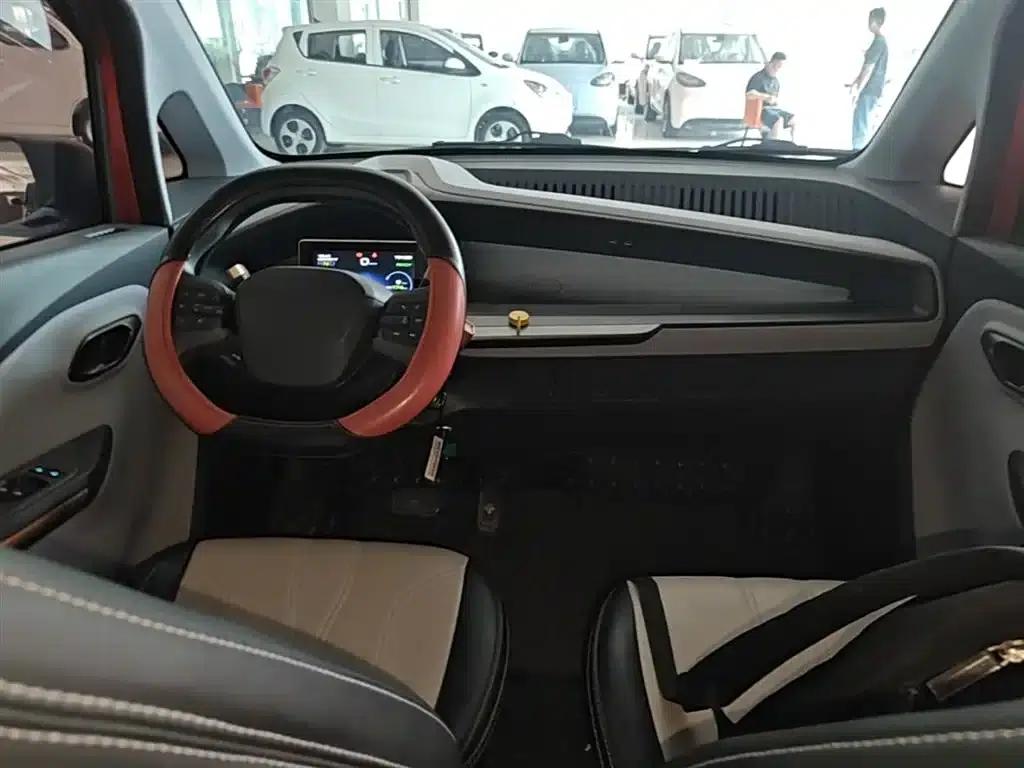 Baojun E200 2018 Smart Edition — миниатюра 10