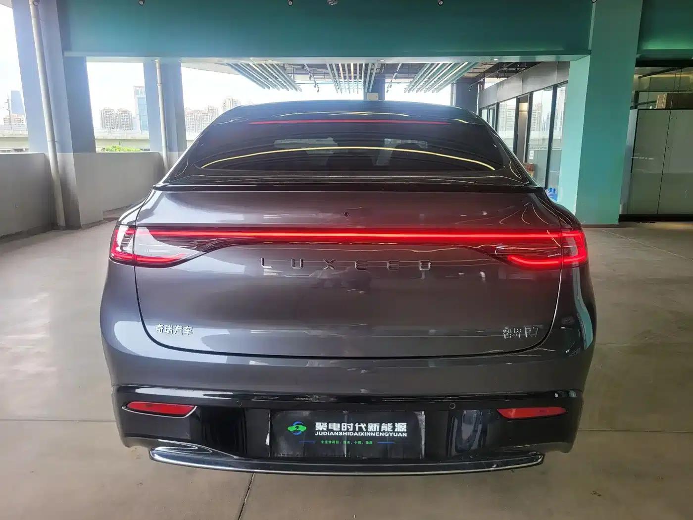 Zhijie R7 2025 Model, Extended Range 251km Max — миниатюра 8