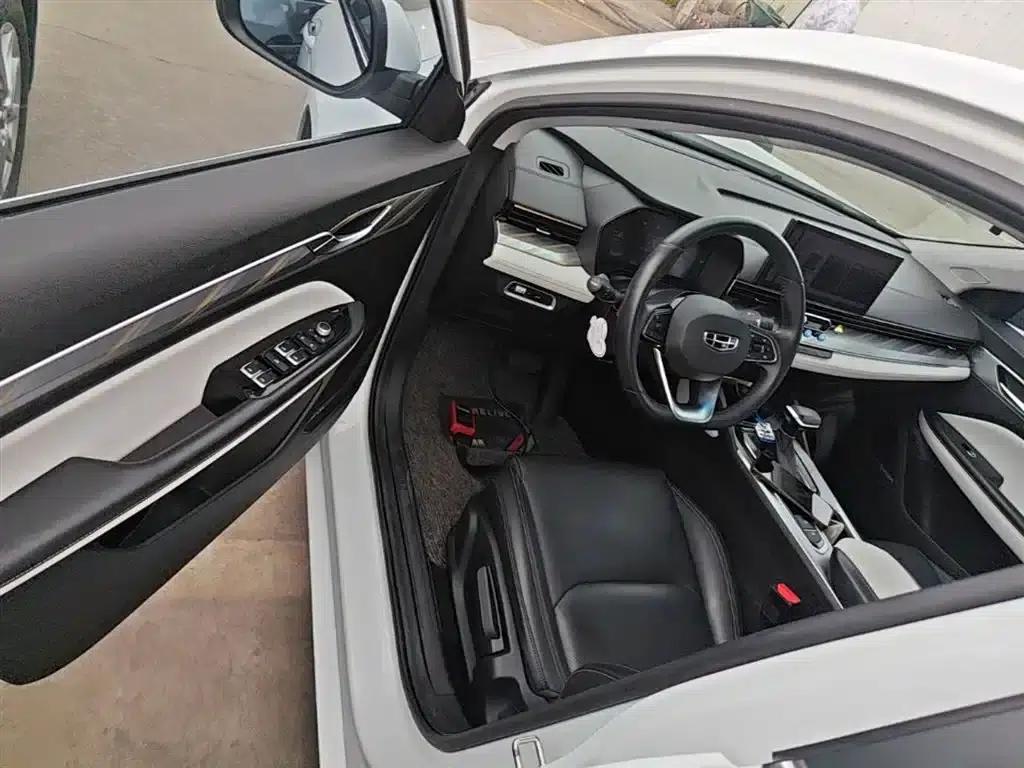 Geely Emgrand L 2022 1.4T CVT Flagship Edition — миниатюра 16