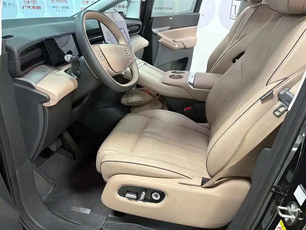 XPeng X9 2025 Pure Electric Model with a Maximum Range of 740km — миниатюра 12