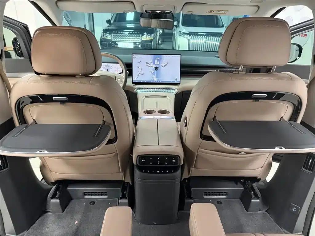 XPeng X9 2025 Pure Electric Model with a Maximum Range of 740km — миниатюра 14