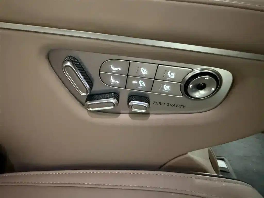 XPeng X9 2025 Pure Electric Model with a Maximum Range of 740km — миниатюра 22