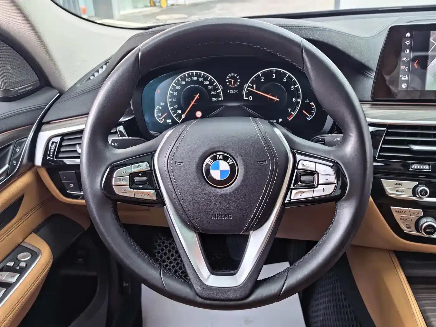 BMW 6 Series GT 2019 630i Luxury Design Package — миниатюра 11