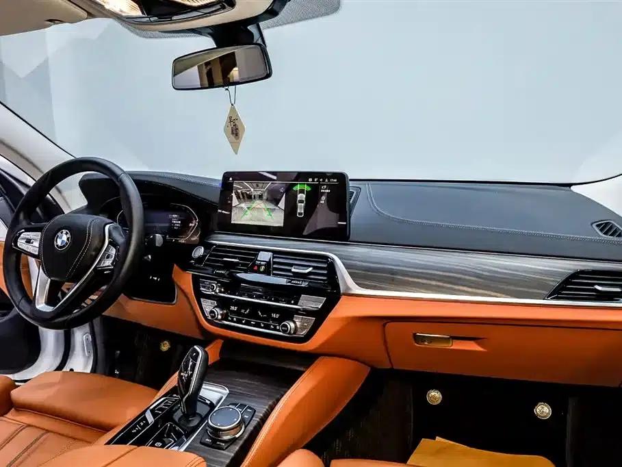 2022 BMW 6 Series GT 630i Luxury Design Package — миниатюра 13
