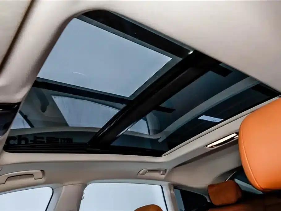 2022 BMW 6 Series GT 630i Luxury Design Package — миниатюра 18