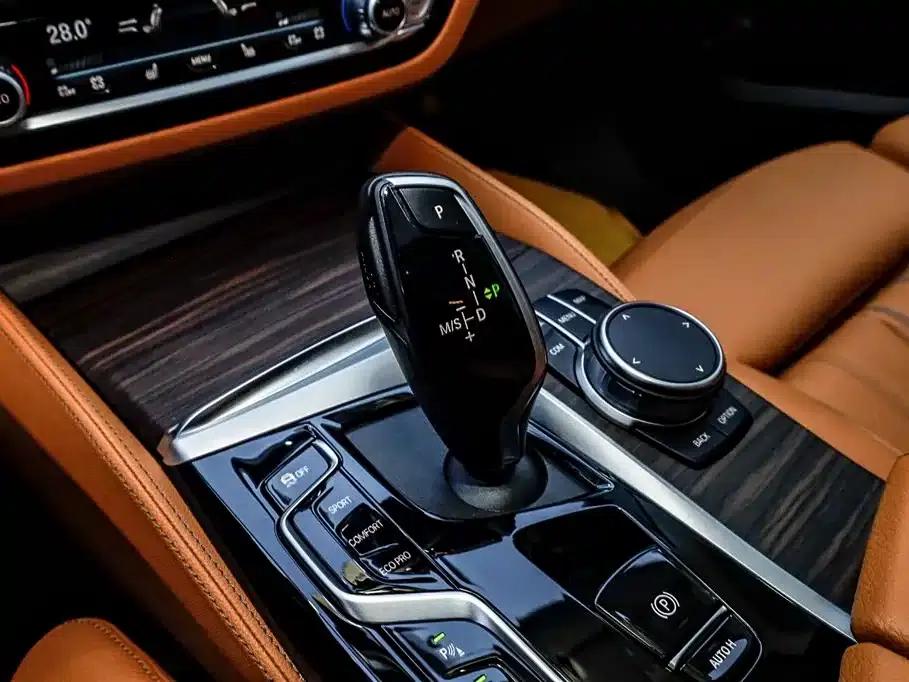 2022 BMW 6 Series GT 630i Luxury Design Package — миниатюра 30