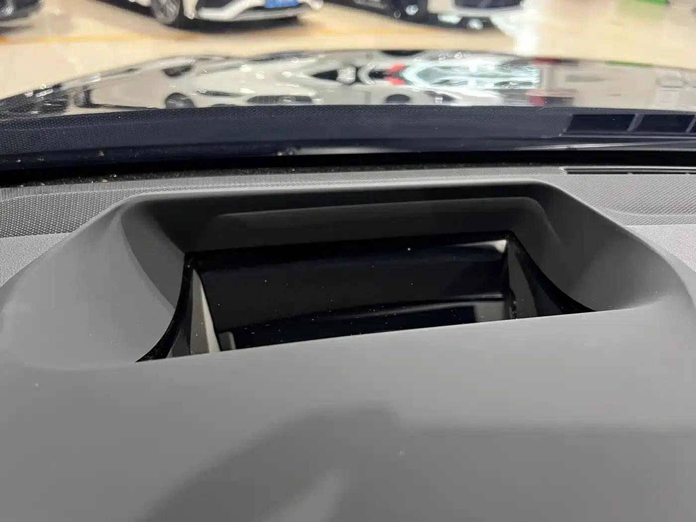 2022 BMW 6 Series GT 630i M Sport Package — миниатюра 11