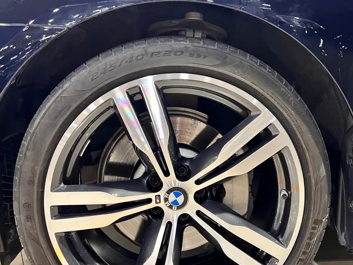 2022 BMW 6 Series GT 630i M Sport Package — миниатюра 5