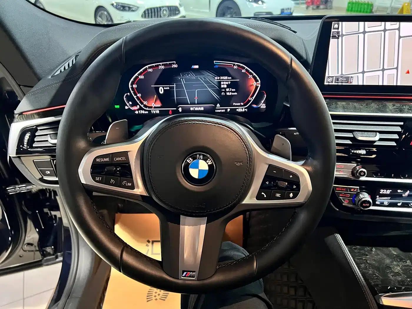 2022 BMW 6 Series GT 630i M Sport Package — миниатюра 10