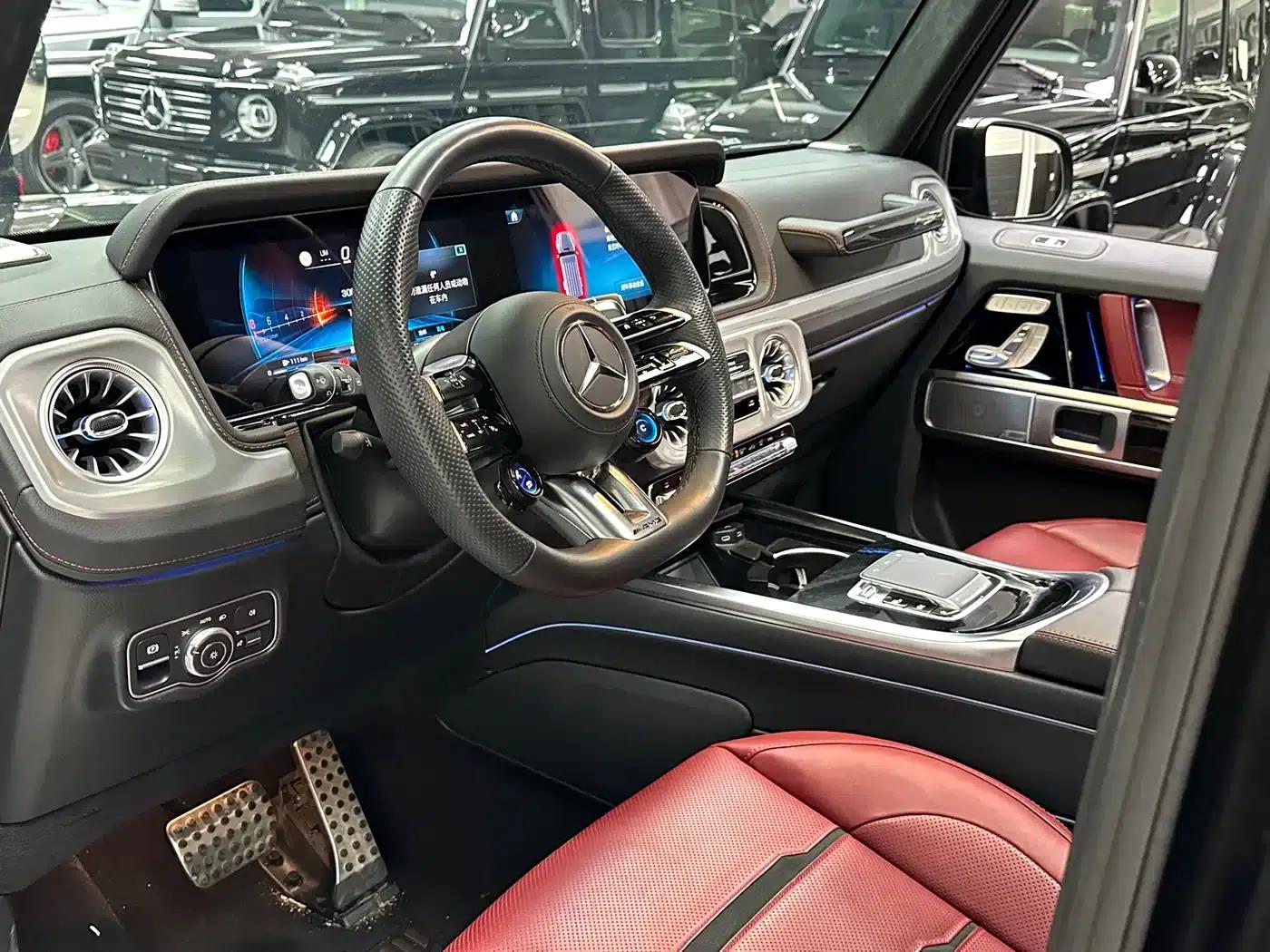 2025 Mercedes-Benz G-Class AMG 63 — миниатюра 3