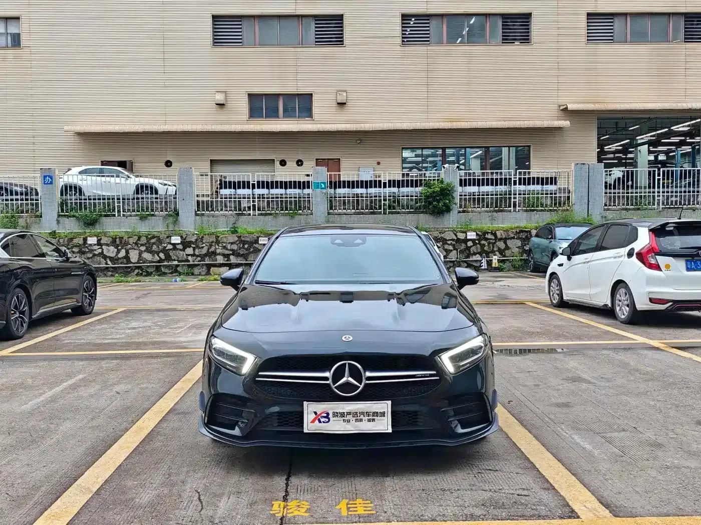 2023 Mercedes-Benz A-Class AMG A 35 L 4MATIC — миниатюра 2