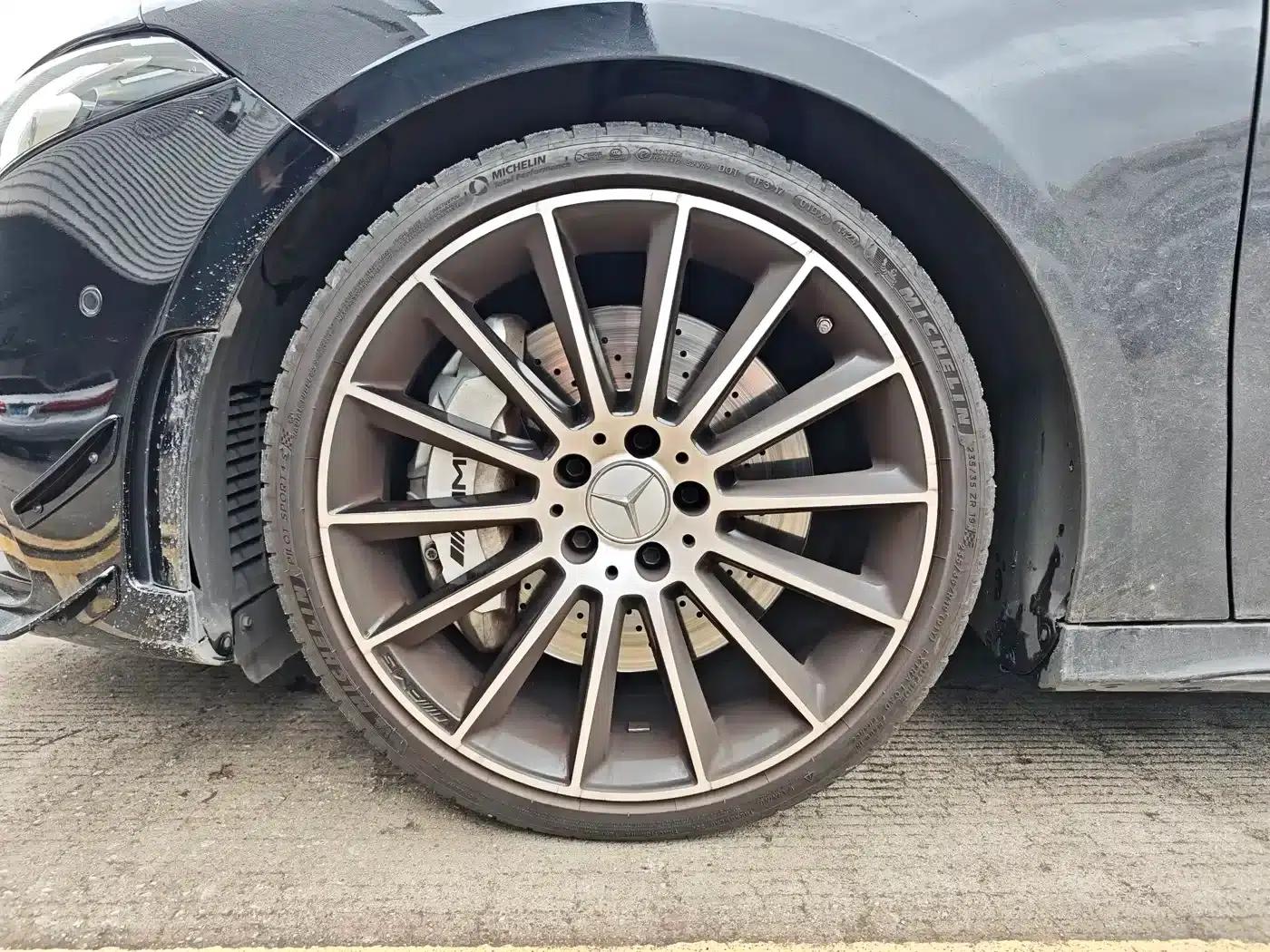 2023 Mercedes-Benz A-Class AMG A 35 L 4MATIC — миниатюра 17