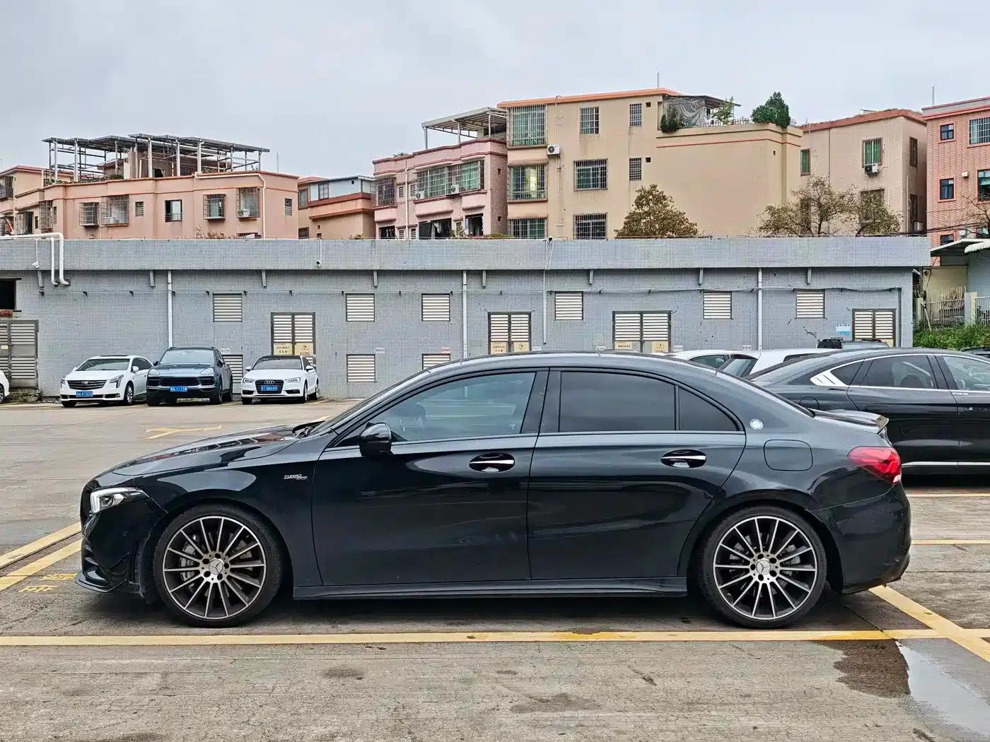 2023 Mercedes-Benz A-Class AMG A 35 L 4MATIC — миниатюра 4