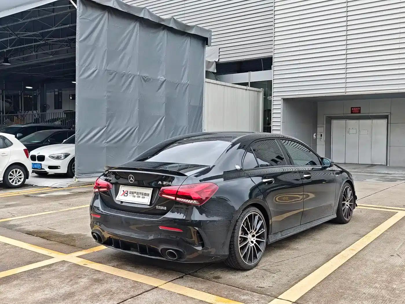 2023 Mercedes-Benz A-Class AMG A 35 L 4MATIC — миниатюра 8