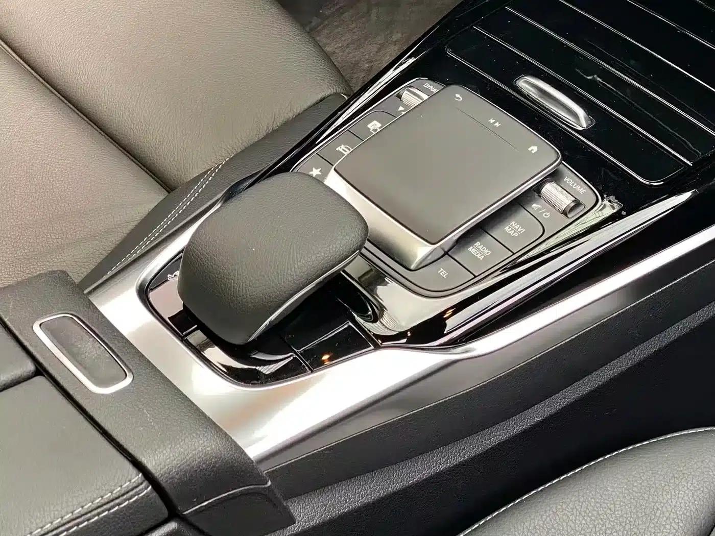 2019 Mercedes-Benz A-Class AMG A 35 L 4MATIC First Edition — миниатюра 13