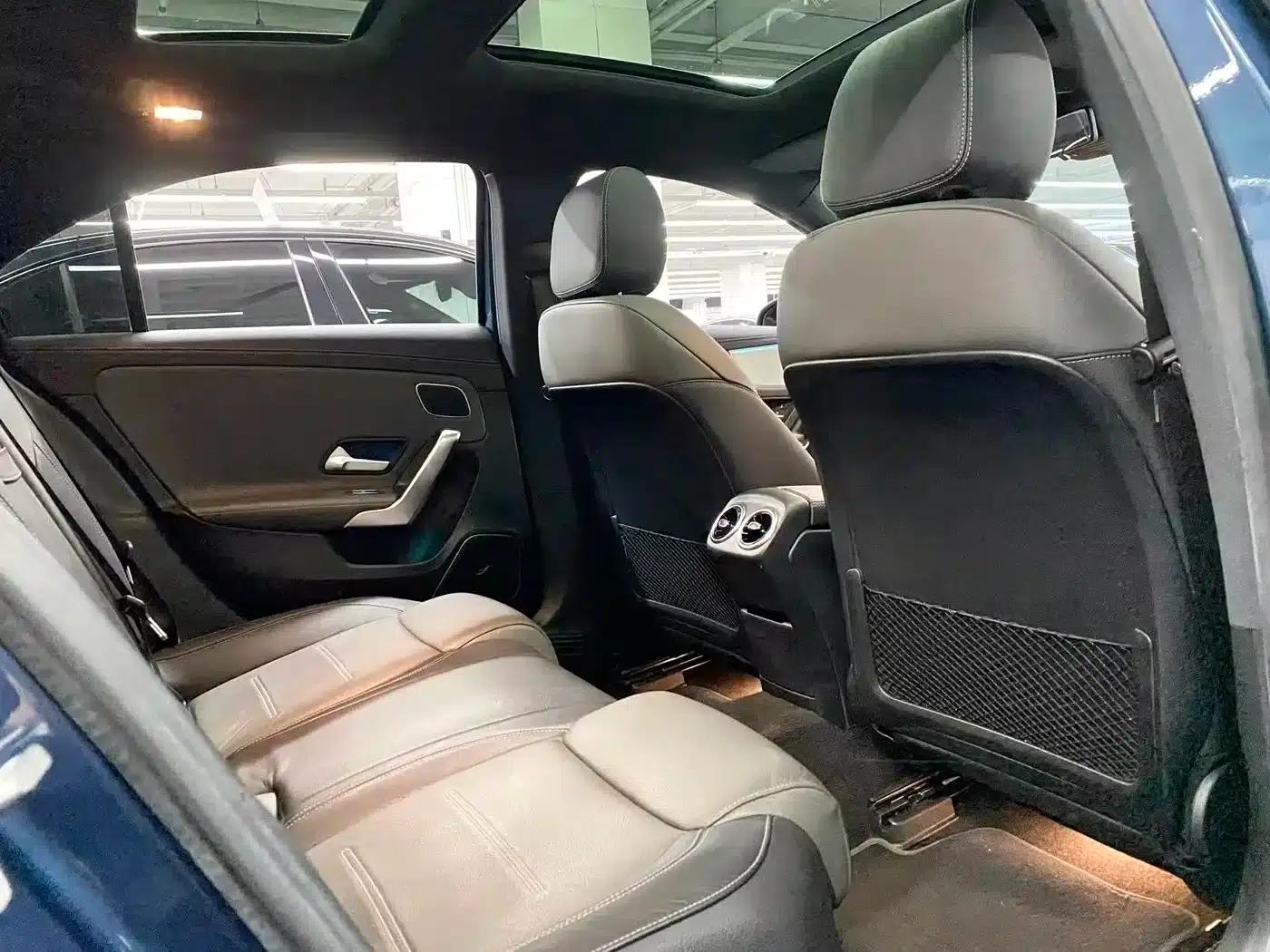 2019 Mercedes-Benz A-Class AMG A 35 L 4MATIC First Edition — миниатюра 17