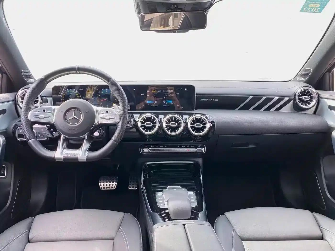 2019 Mercedes-Benz A-Class AMG A 35 L 4MATIC First Edition — миниатюра 8