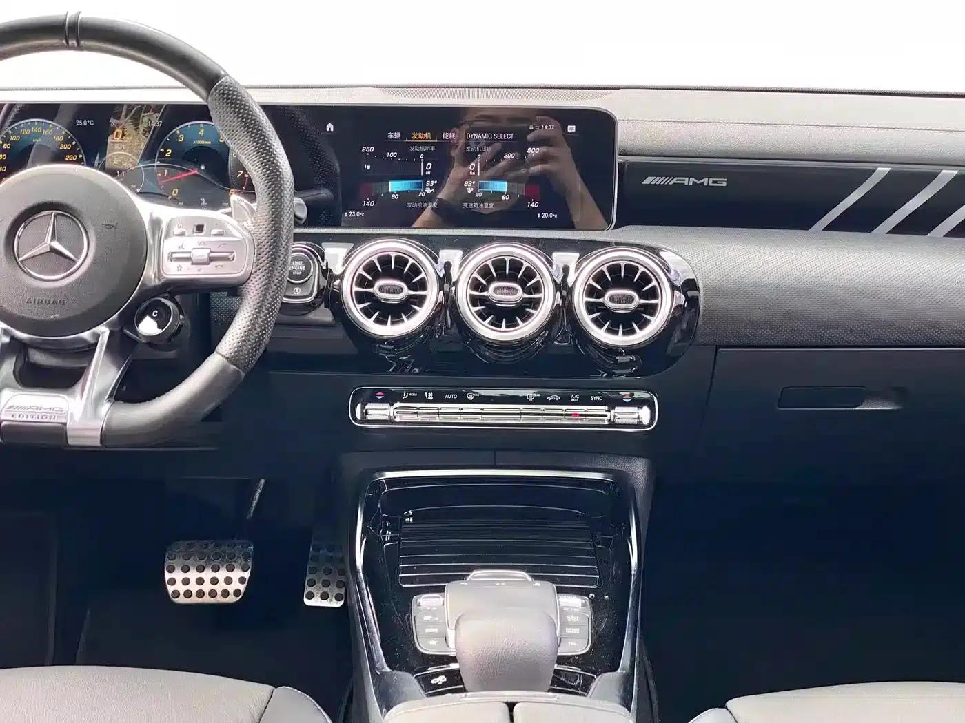 2019 Mercedes-Benz A-Class AMG A 35 L 4MATIC First Edition — миниатюра 9