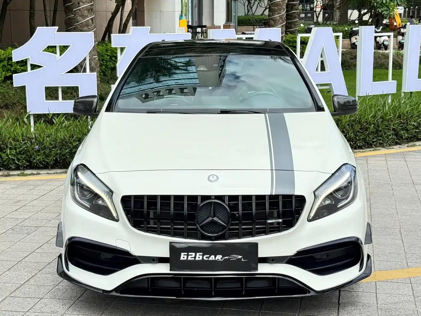 2016 Mercedes-Benz A-Class AMG (Imported) AMG A 45 4MATIC — миниатюра 2
