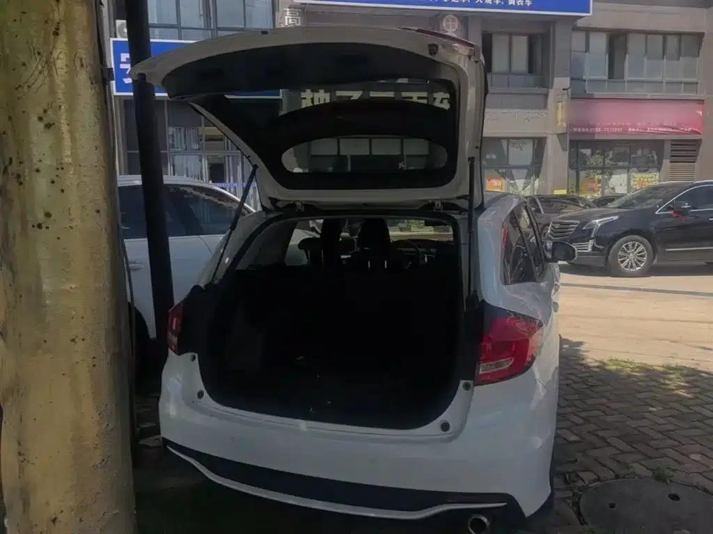 Jade 2017 1.8L Automatic Comfort Edition 5-seater — миниатюра 19