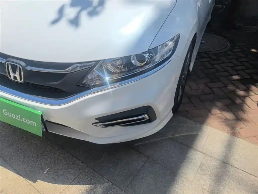 Jade 2017 1.8L Automatic Comfort Edition 5-seater — миниатюра 24