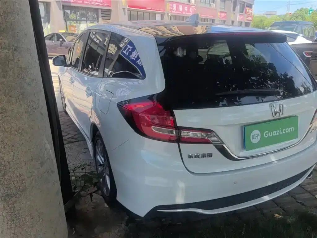 Jade 2017 1.8L Automatic Comfort Edition 5-seater — миниатюра 5