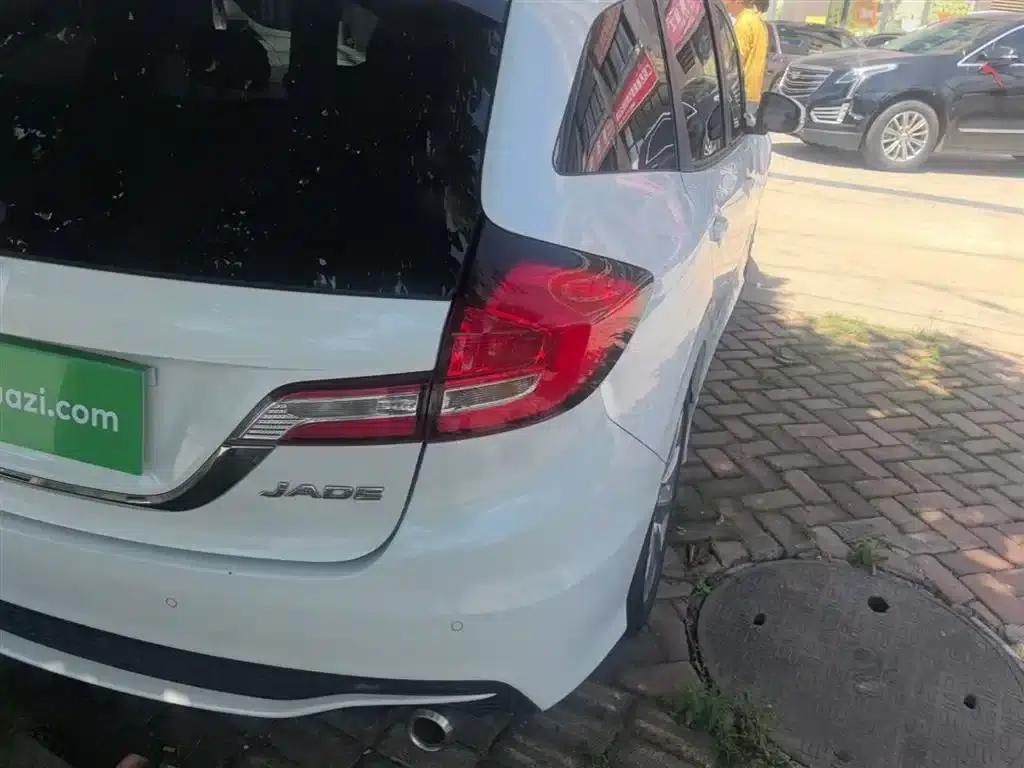 Jade 2017 1.8L Automatic Comfort Edition 5-seater — миниатюра 8