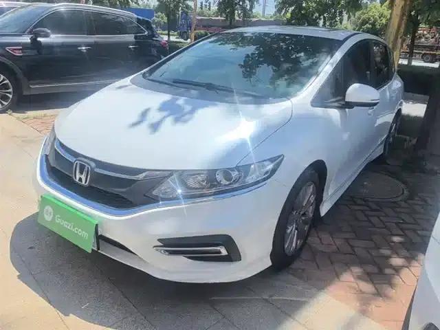Jade 2017 1.8L Automatic Comfort Edition 5-seater