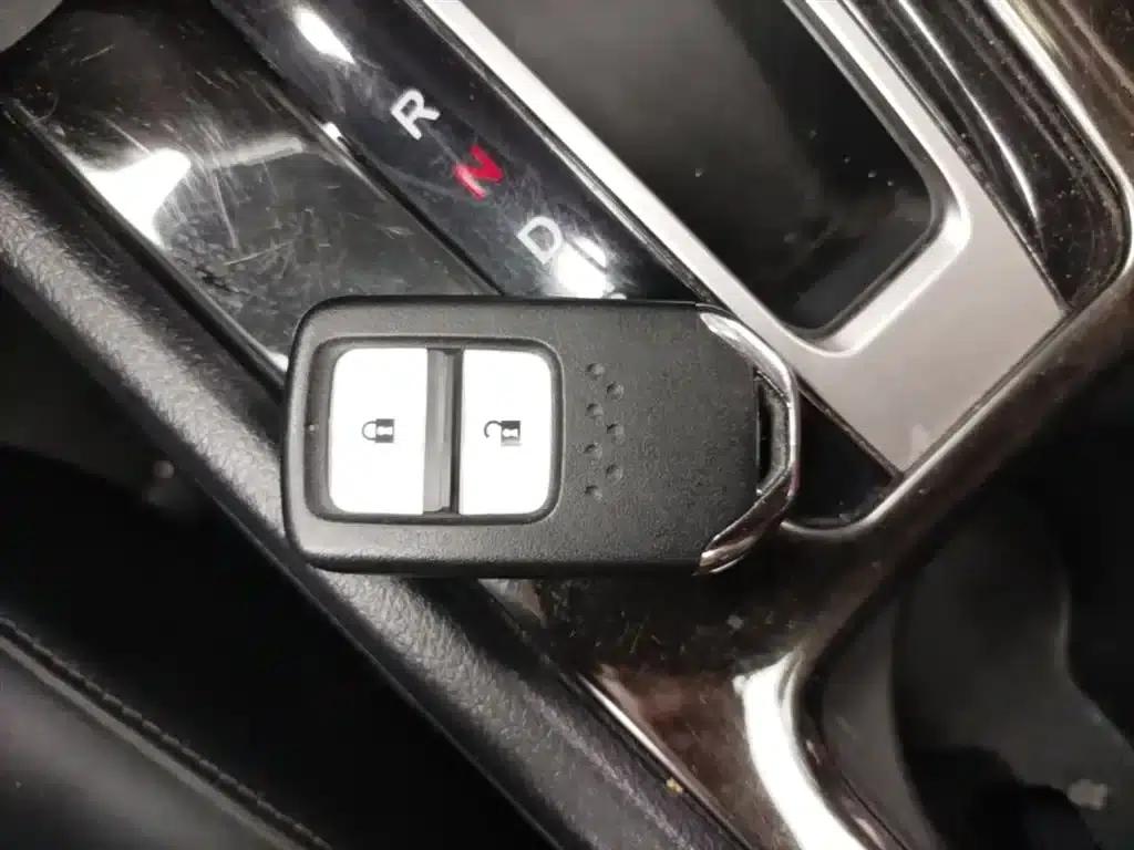 Jade 2016 1.8L Automatic Comfort Elite Edition 5-seater — миниатюра 9