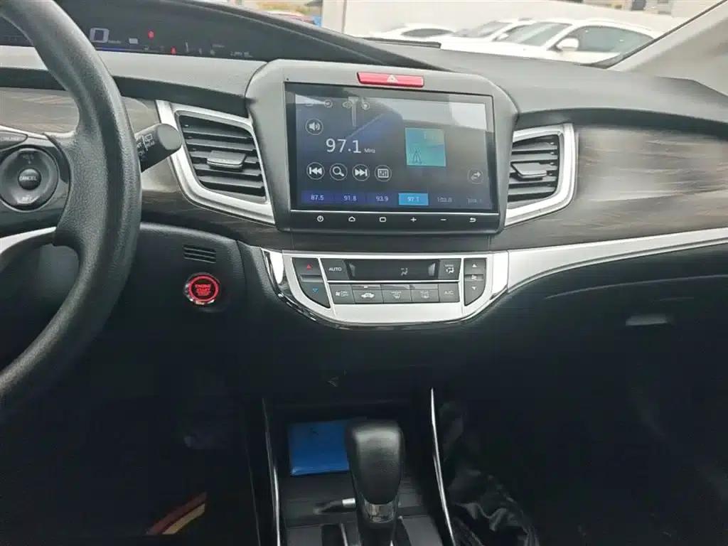 Jade 2017 210TURBO CVT Fashion Edition 5-seater — миниатюра 13