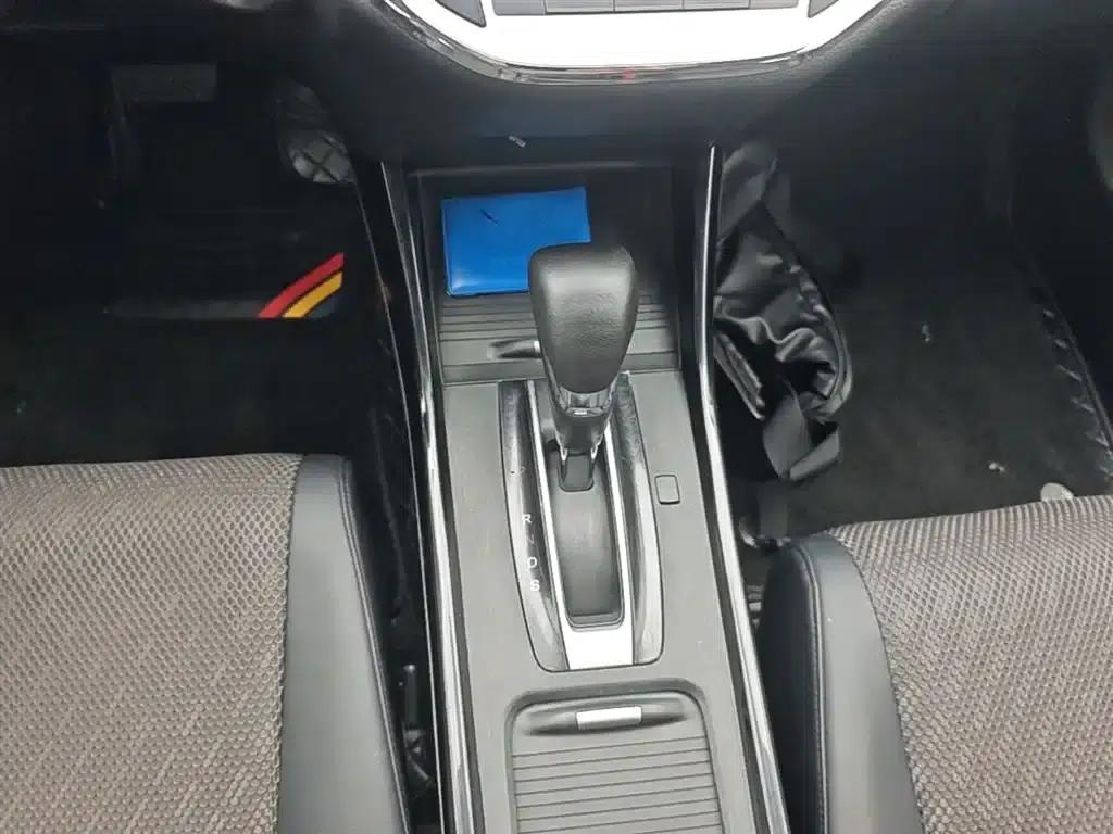 Jade 2017 210TURBO CVT Fashion Edition 5-seater — миниатюра 14
