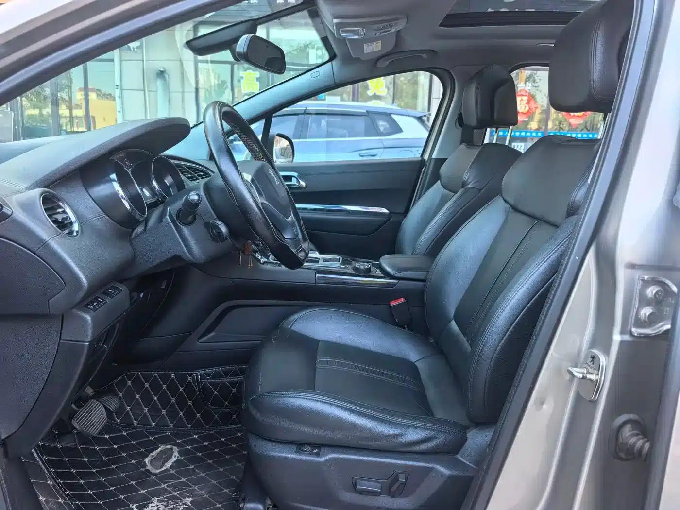 Peugeot 3008 2015 1.6THP Automatic Premium Edition — миниатюра 4