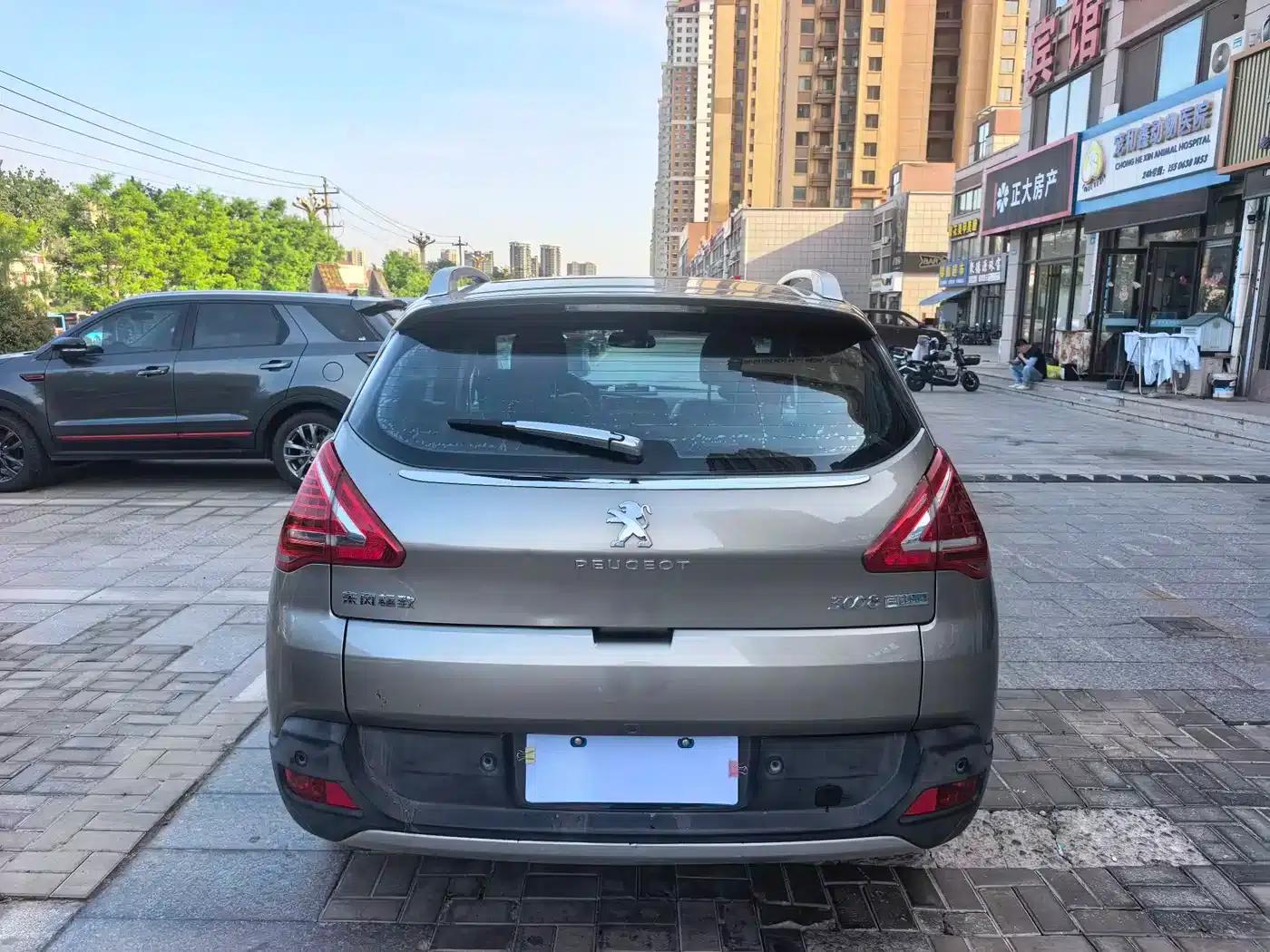 Peugeot 3008 2015 1.6THP Automatic Premium Edition — миниатюра 8