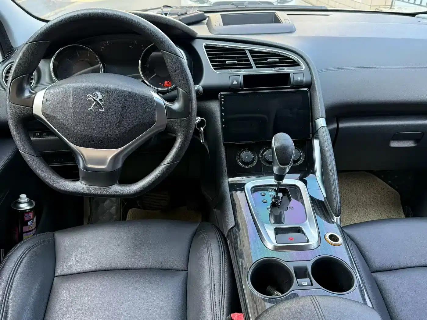 Peugeot 3008 2015 2.0L Automatic Classic Edition — миниатюра 6
