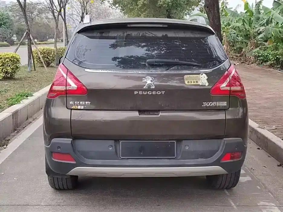 Peugeot 3008 2013 2.0L Automatic Trend Edition — миниатюра 5