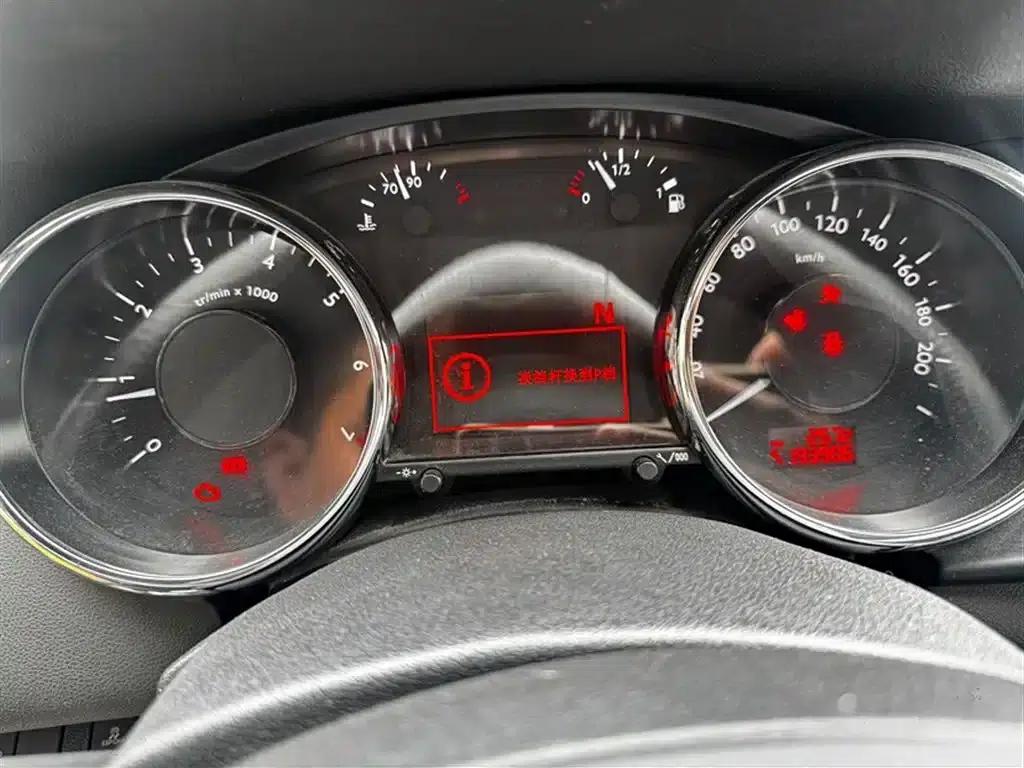 Peugeot 3008 2013 2.0L Automatic Trend Edition — миниатюра 10